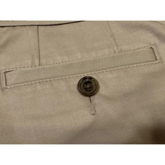 Eddie Bauer Women's Khaki Chino Shorts Size 4 - Picture 11 of 16